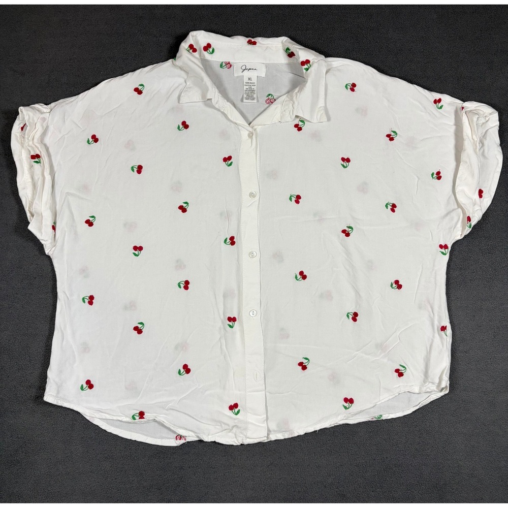 Japna Button Up Shirt Womens XL White Cherry Embroidered Rayon Short Sleeve Top